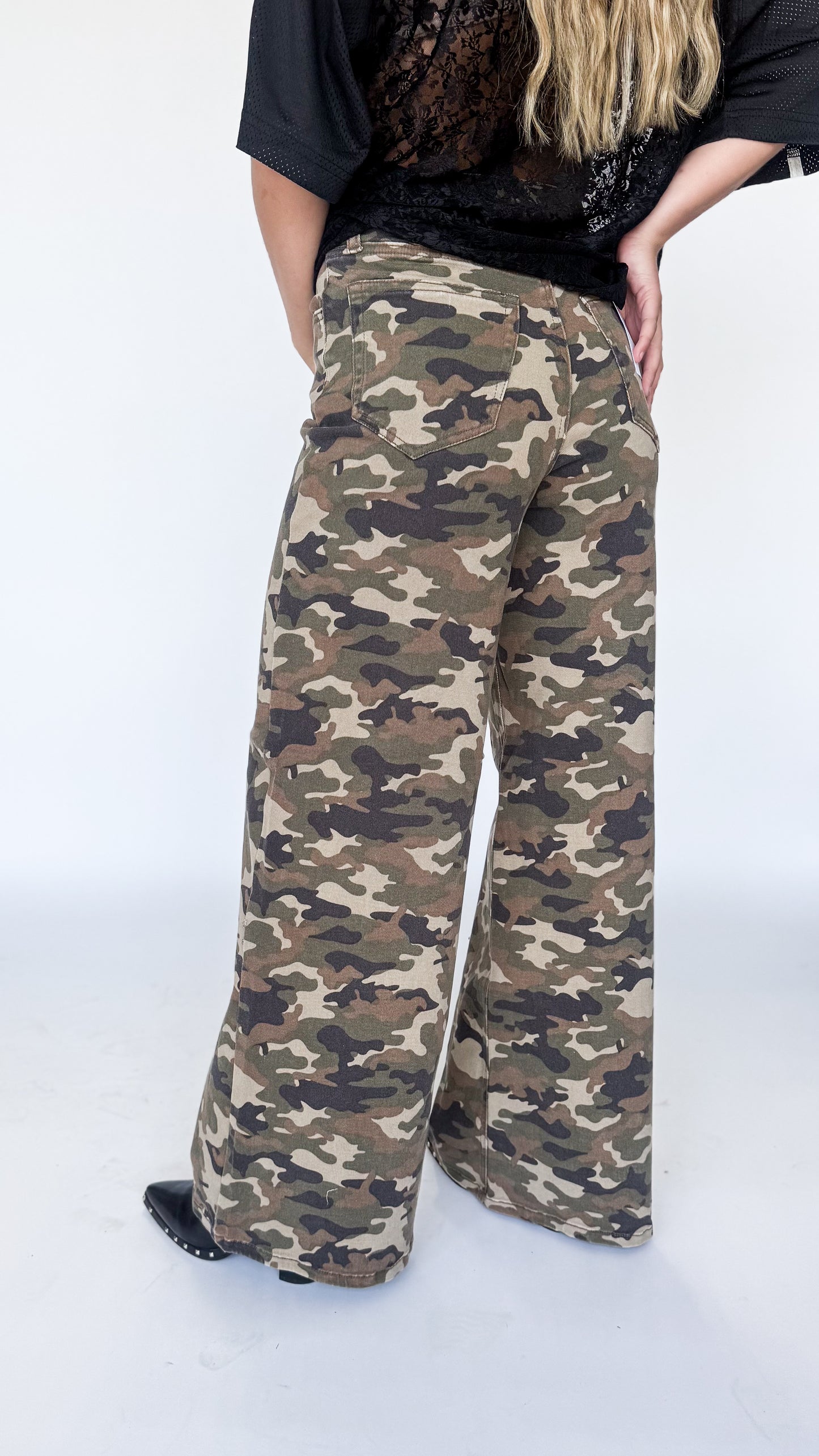 Camo Crush High-Waist Pants